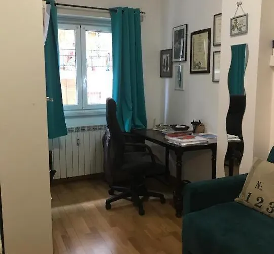 Confortevole Per 5 Persone A Portuense